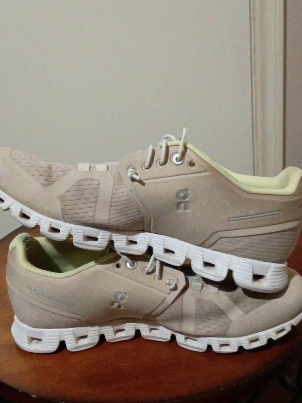 On Running Cloud Terry Dune Sand/Pearl Women's Size 7.5 Running Shoes - Picture 12 of 13
